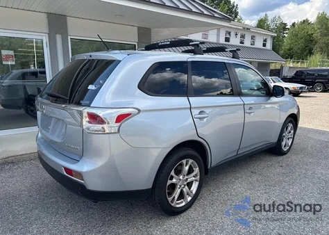 2014 Mitsubishi Outlander Se from USA, damaged, VIN JA4AZ3A38EZ008655
